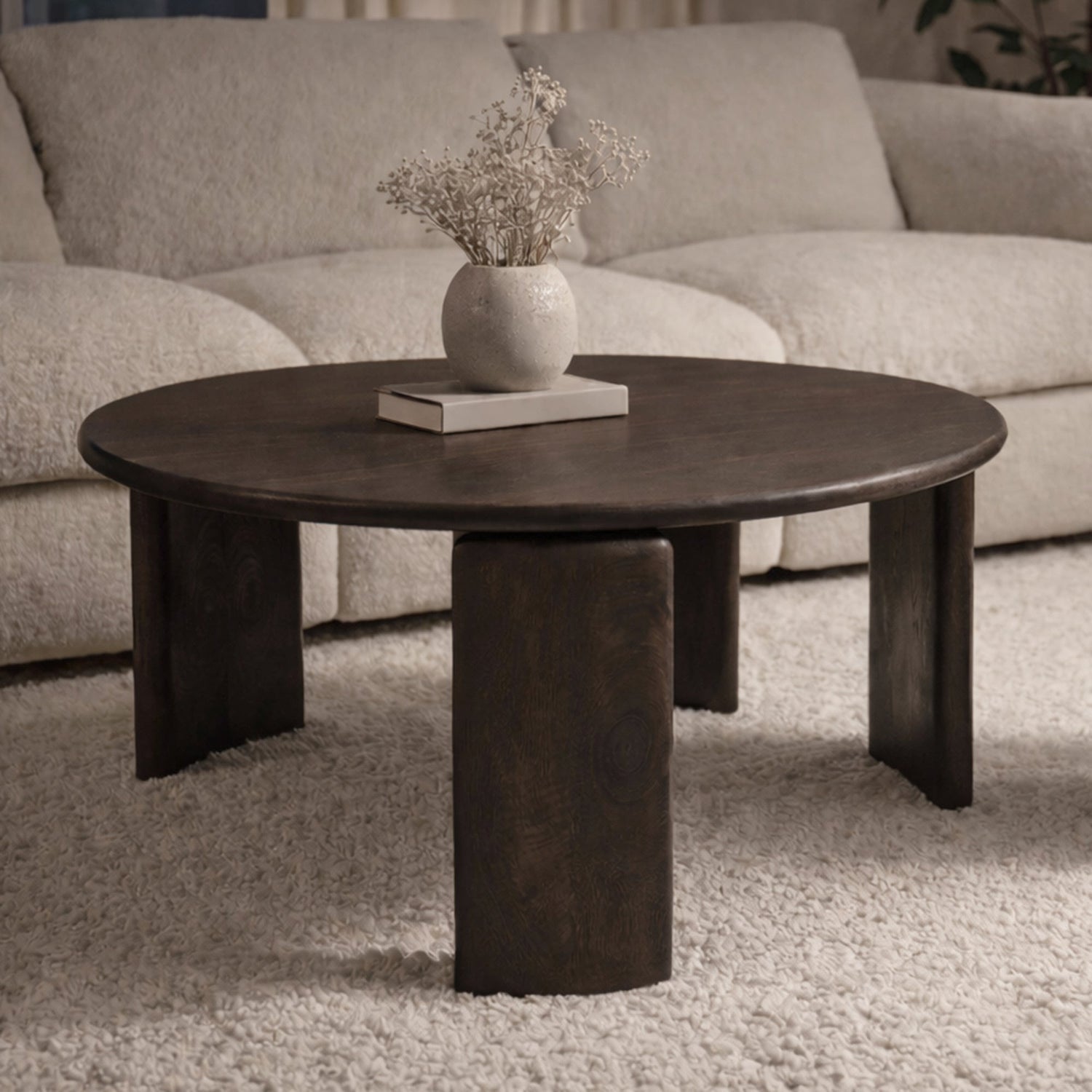 How to Choose the Right Coffee Table for Your Living Room