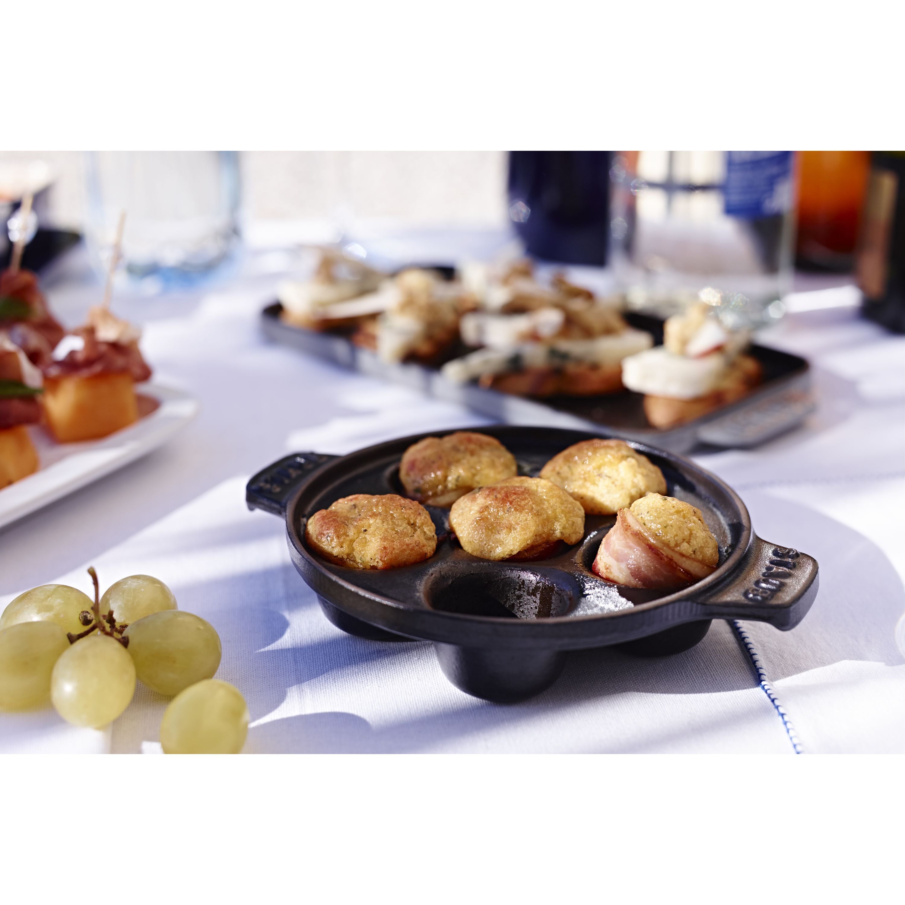 STAUB Specialities 14 cm Cast Iron Escargot Dish With Six Holes, Black-n/a-DECOROLALA