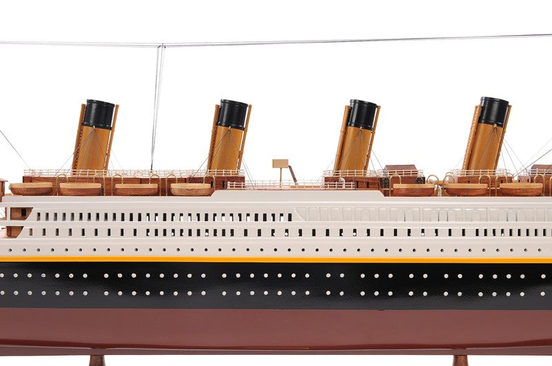 14" Black and Red Solid Wood Hand Painted 1912 RMS Titanic Large Model Boat-Sculptures-DECOROLALA