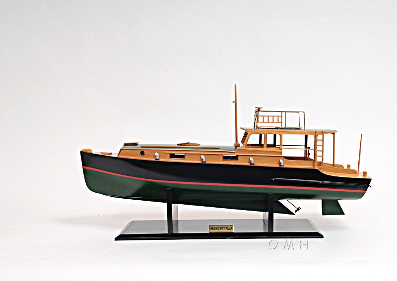 15" Black and Green Solid Wood Hand Painted 1934 Hemingway Pilar Fishing Boat Model Boat-Sculptures-DECOROLALA