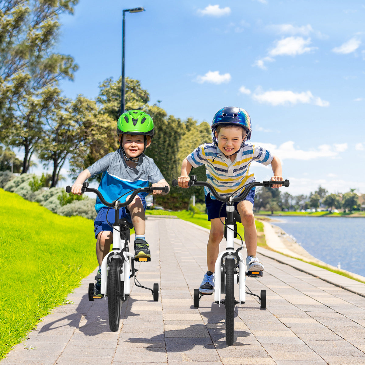 Vélo pour enfants avec roues stabilisatrices amovibles