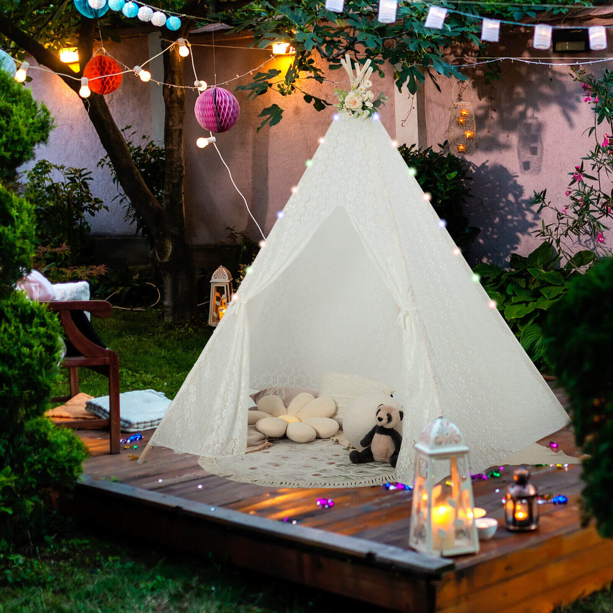 Tente tipi en dentelle avec guirlandes lumineuses colorées pour enfants