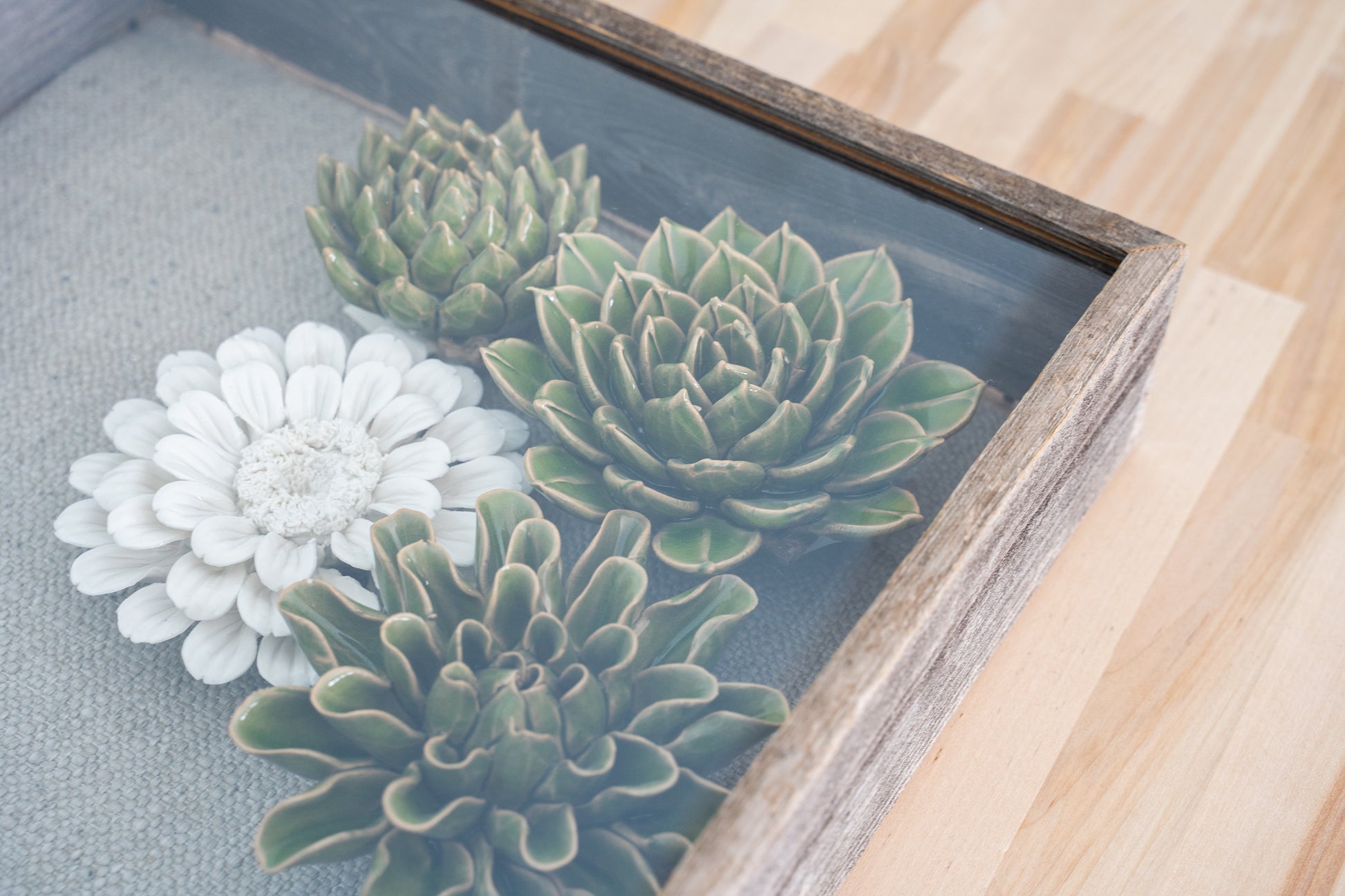 18" x 24" Gray Solid Wood Hanging Picture Frame-Picture Frames-DECOROLALA