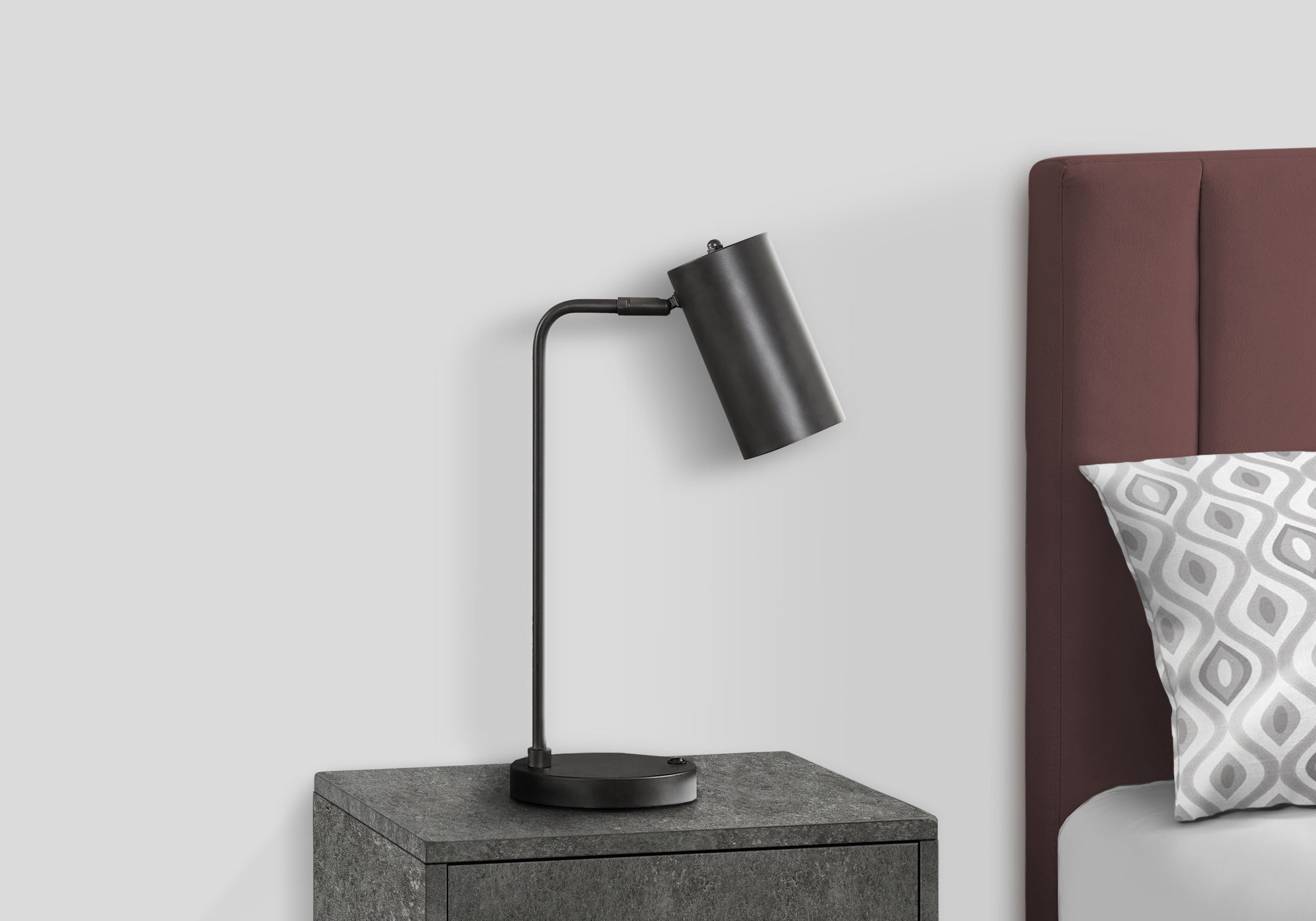 18"H Table Lamp with USB Port - Grey Metal-Lighting-DECOROLALA