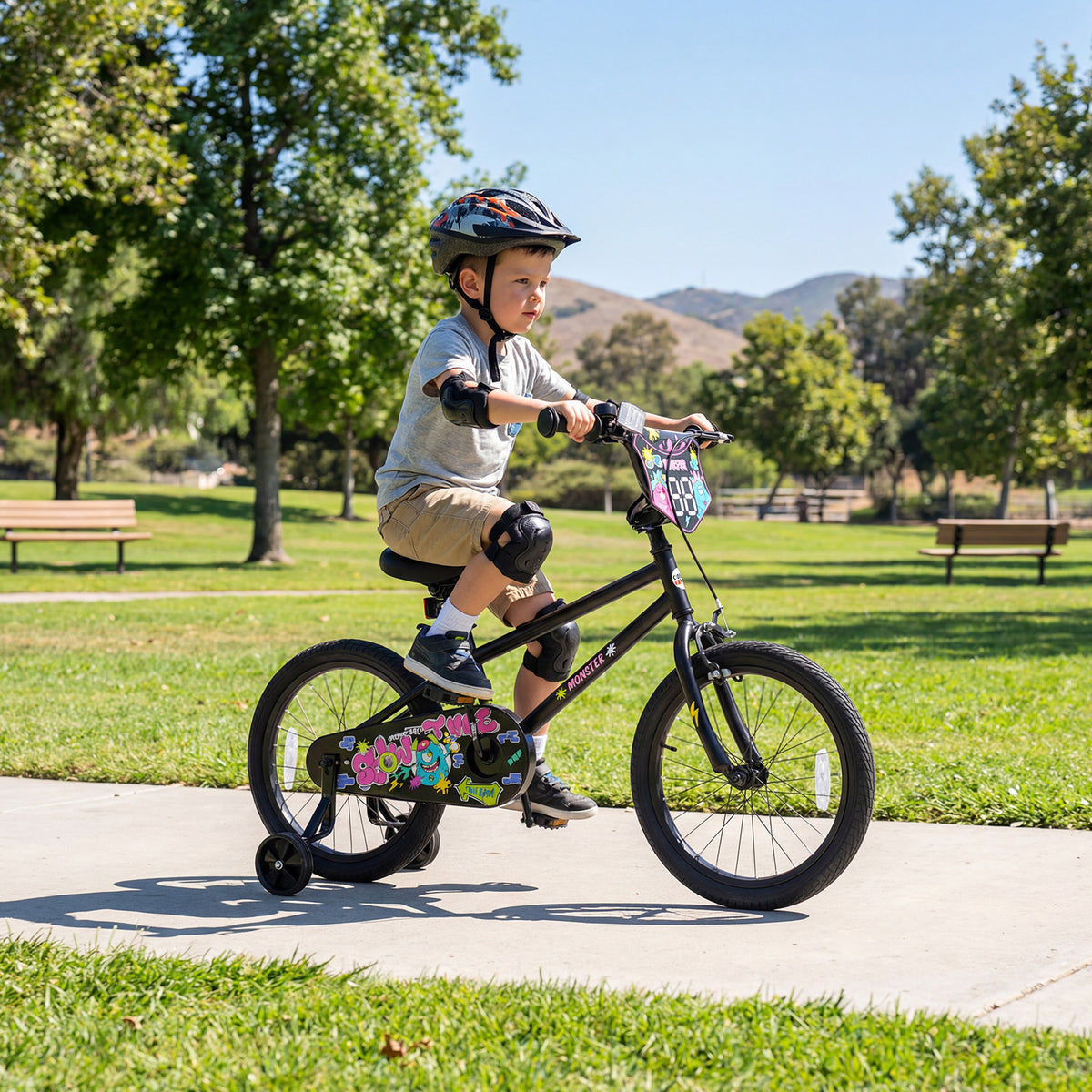 Kids Bike with Training Wheels for Ages 4-8 Years Old - Street Art Time
