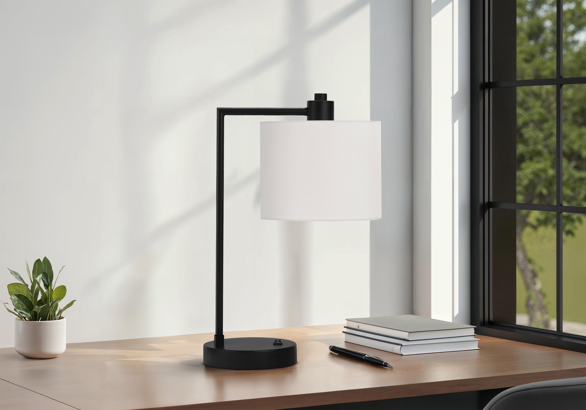 19"H Table Lamp with USB Port, Black Metal/Ivory Shade-Lighting-DECOROLALA