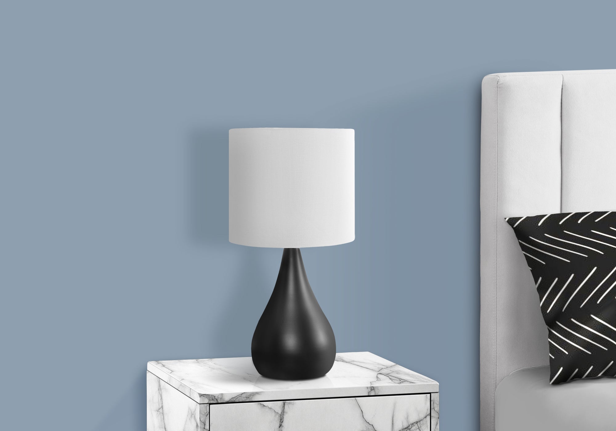 2-Piece 18" Table Lamp Set, Black Metal Base, Ivory Shade-Lighting-DECOROLALA