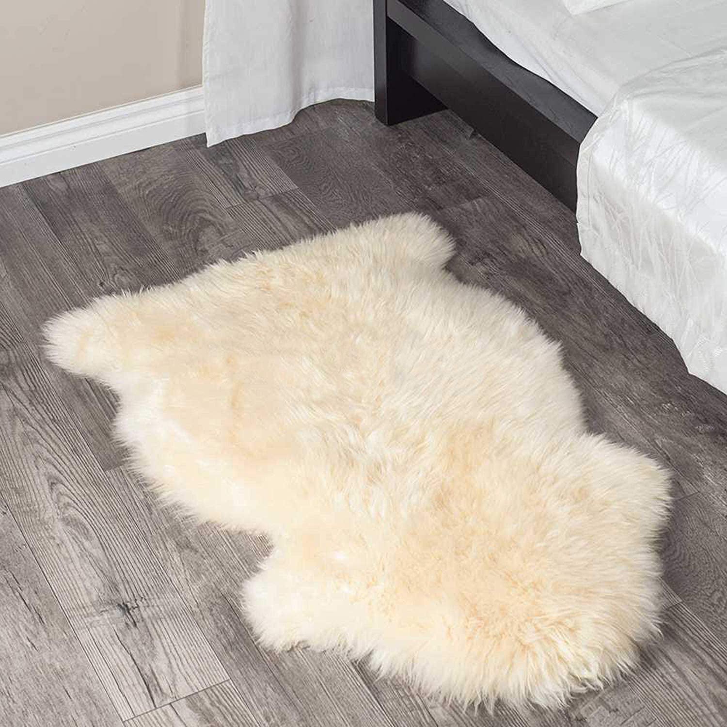 2' X 3' White Animal Print Area Rug-Area Rugs-DECOROLALA