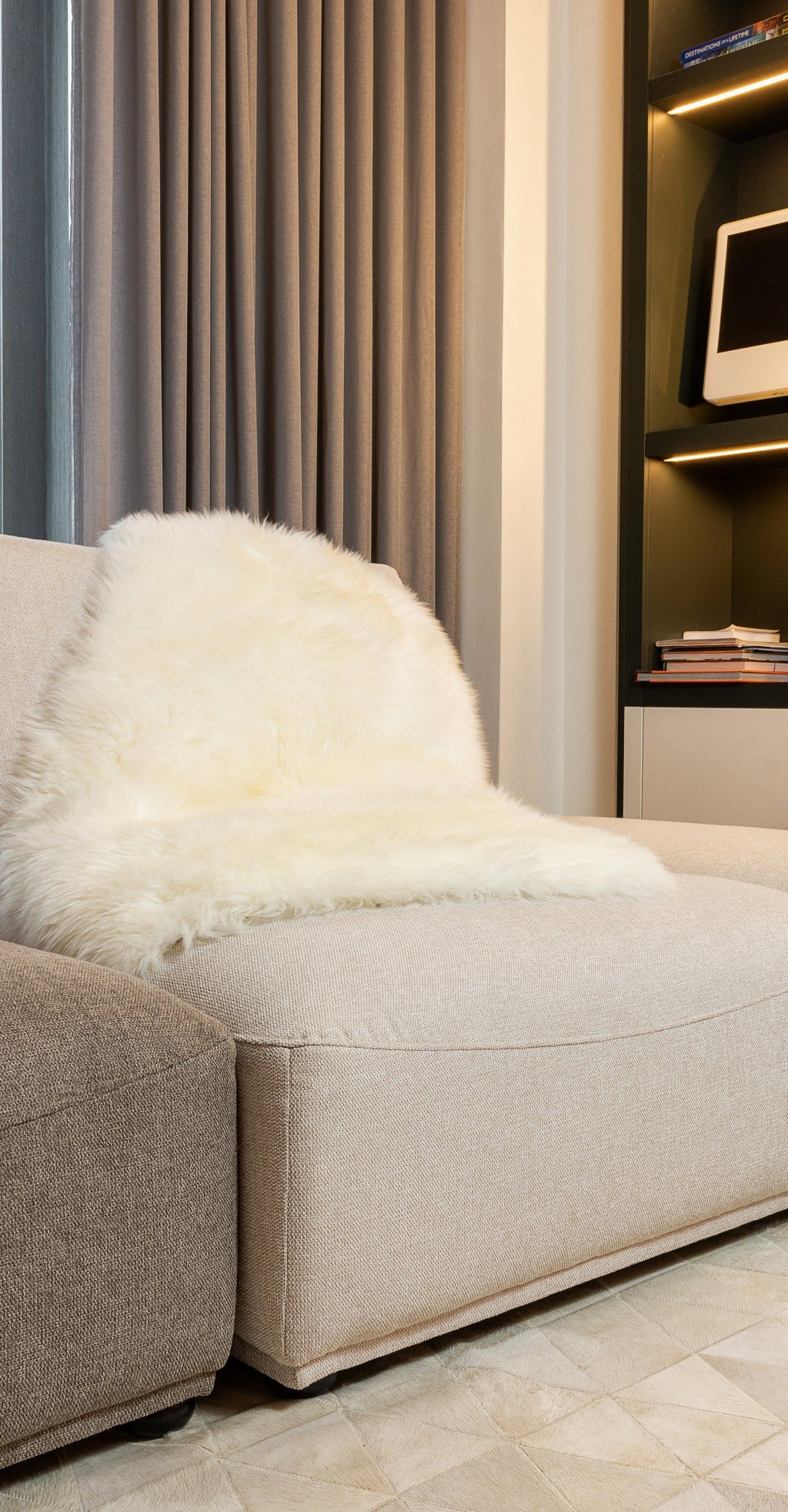 2' X 5' Natural Rectangular Sheepskin Area Rug-Area Rugs-DECOROLALA