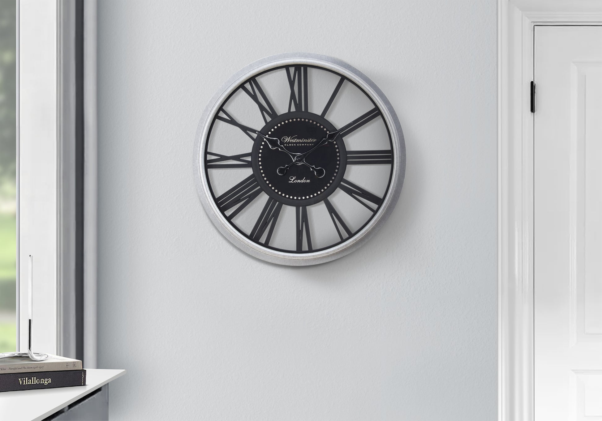 20" Black Silver Round Wall Clock-Clocks-DECOROLALA