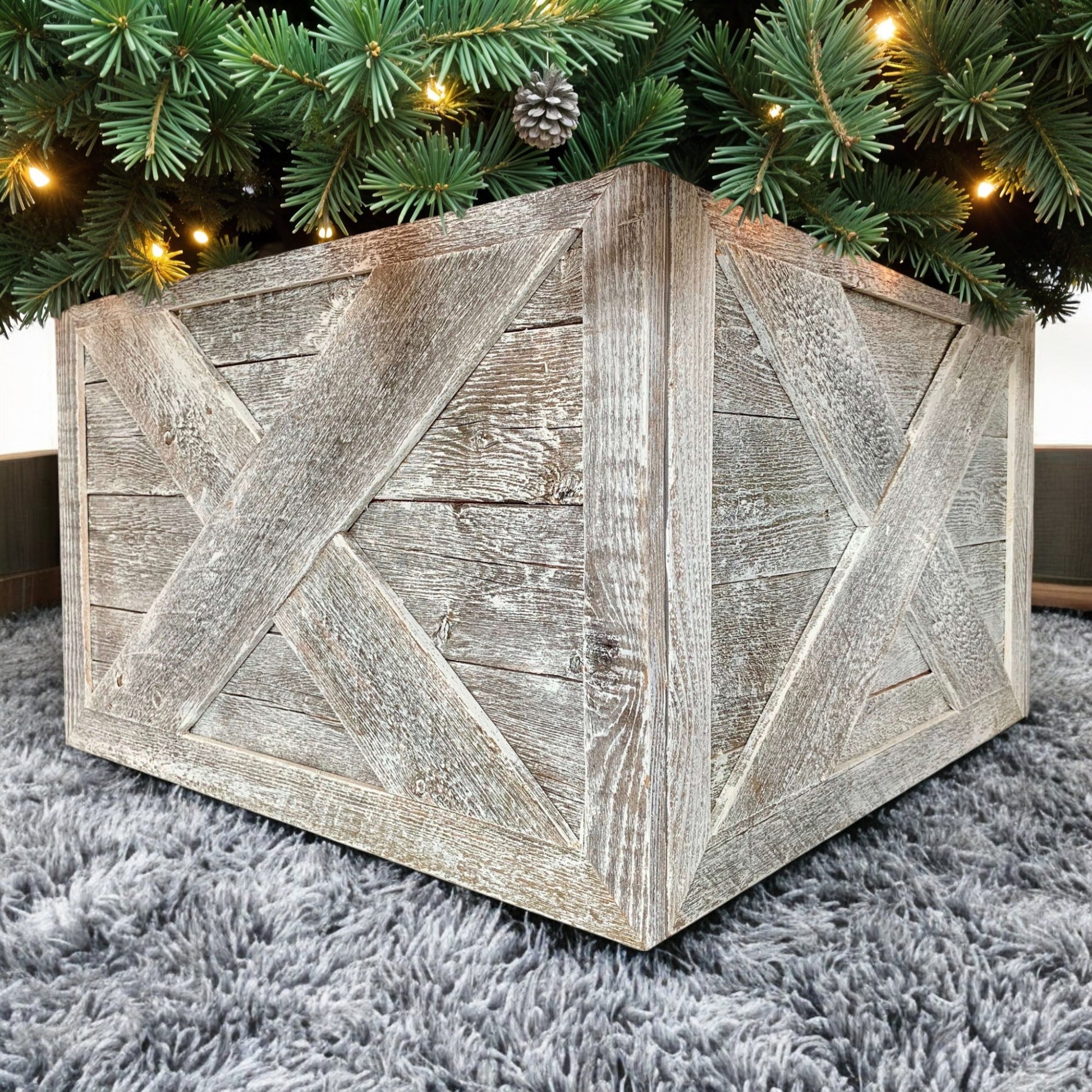 23" Natural Weathered Gray Whitewash Christmas Tree Collar-Sculptures-DECOROLALA