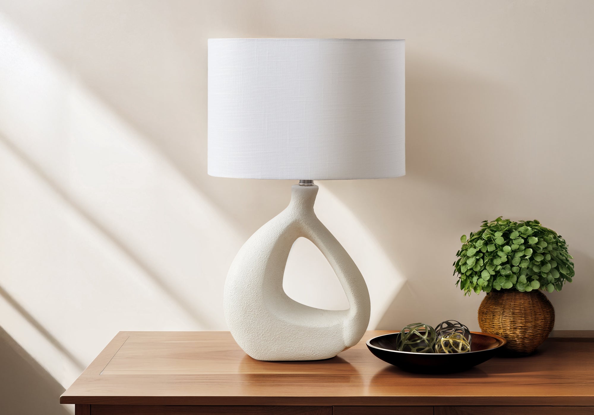 23"H Ivory Resin Table Lamp with Ivory Shade-Lighting-DECOROLALA