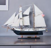 26" Black and White Solid Wood Hand Painted p-Oxybis(benzenesulfonyl hydrazide) Model Boat-Sculptures-DECOROLALA