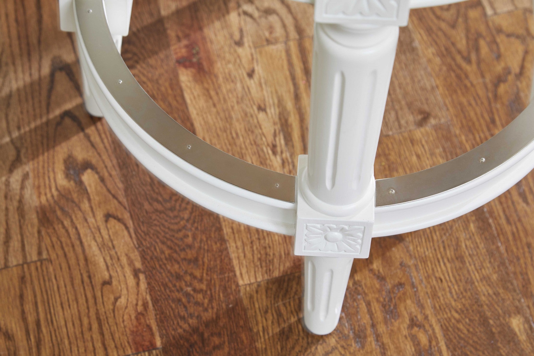 26" White Solid Wood and Fabric Backless Counter Height Swivel Bar Chair-Bar Chairs-DECOROLALA