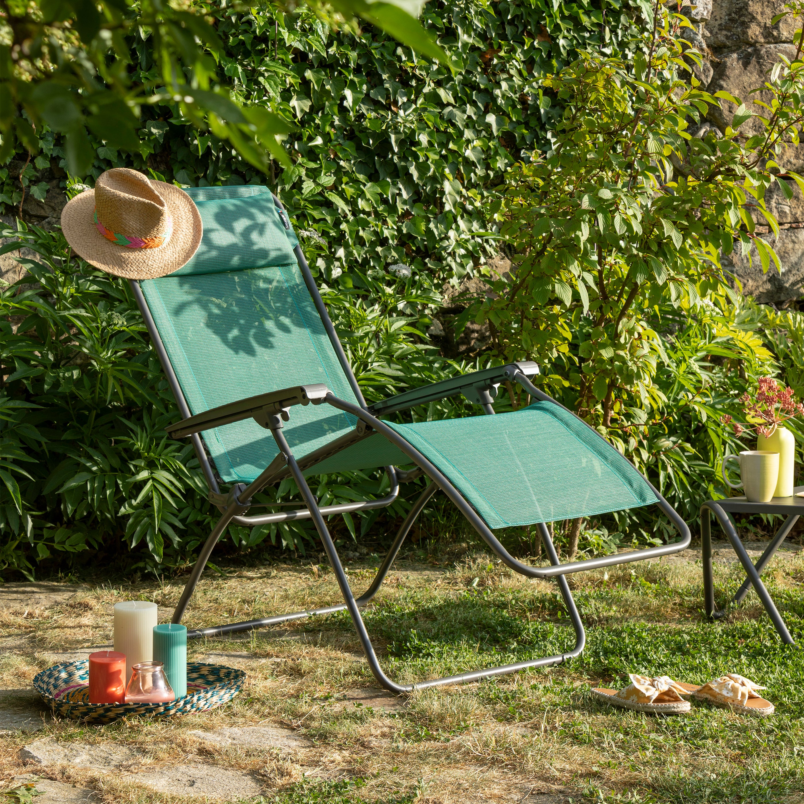 27" Blue Metal Outdoor Zero Gravity Chair with Blue Cushion-Outdoor Chairs-DECOROLALA