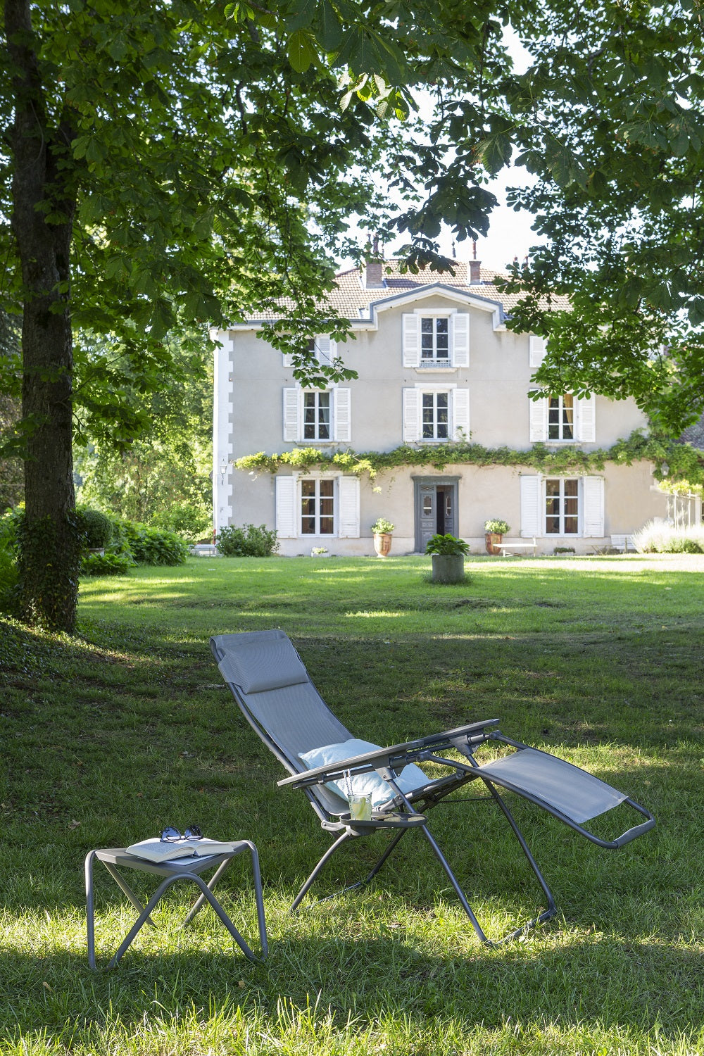 28" Beige and Gray Metal Zero Gravity Chair-Outdoor Chairs-DECOROLALA