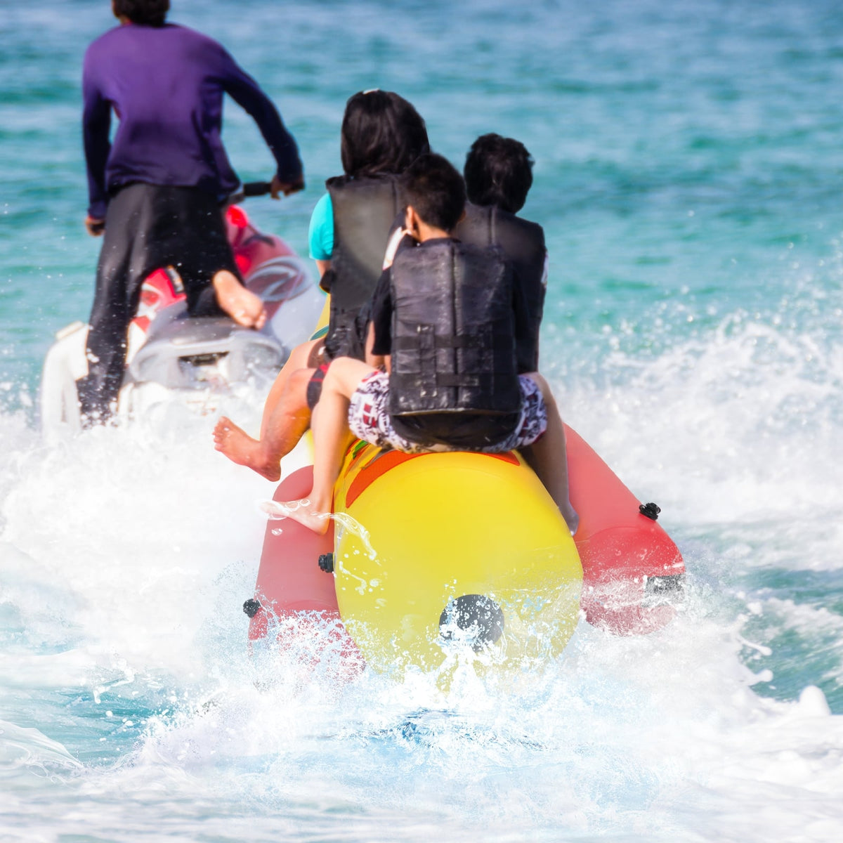3-Person Inflatable Banana Boat with Electric Air Pump Carrying Bag and Repair Kit-Water Sports-DECOROLALA