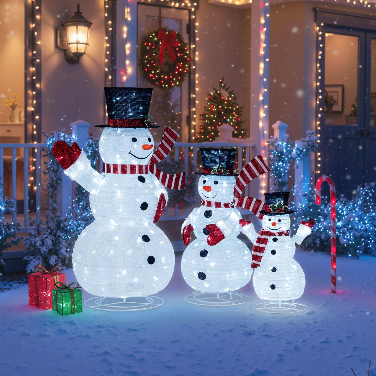 3-Piece Pre-Lit 3D Snowman Set with 270 LED Lights-Christmas Decorations & Accessories-DECOROLALA