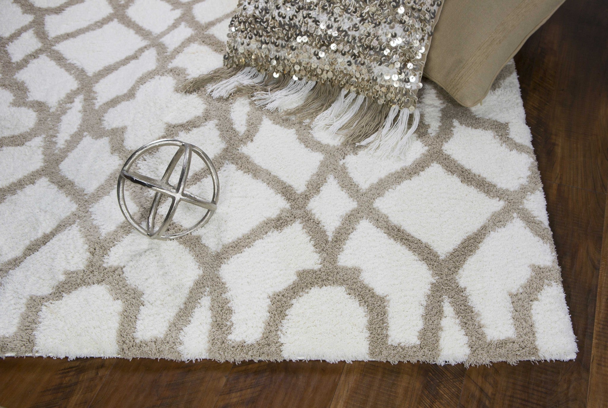 3' X 5' Beige and Ivory Area Rug-Area Rugs-DECOROLALA