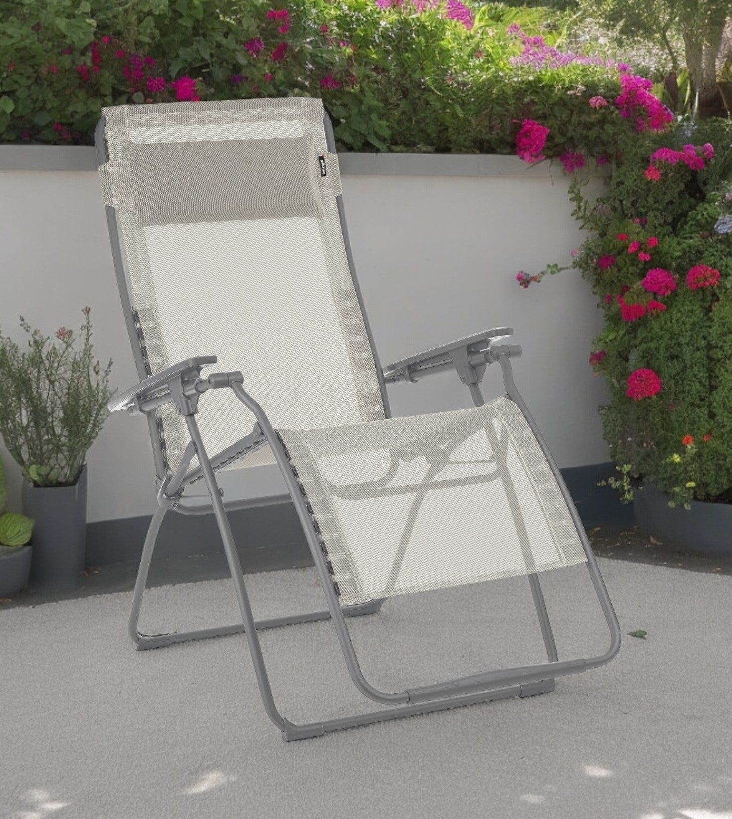 30" Light Gray and Chrome Steel Outdoor Zero Gravity Chair with Light Gray Cushion-Outdoor Chairs-DECOROLALA