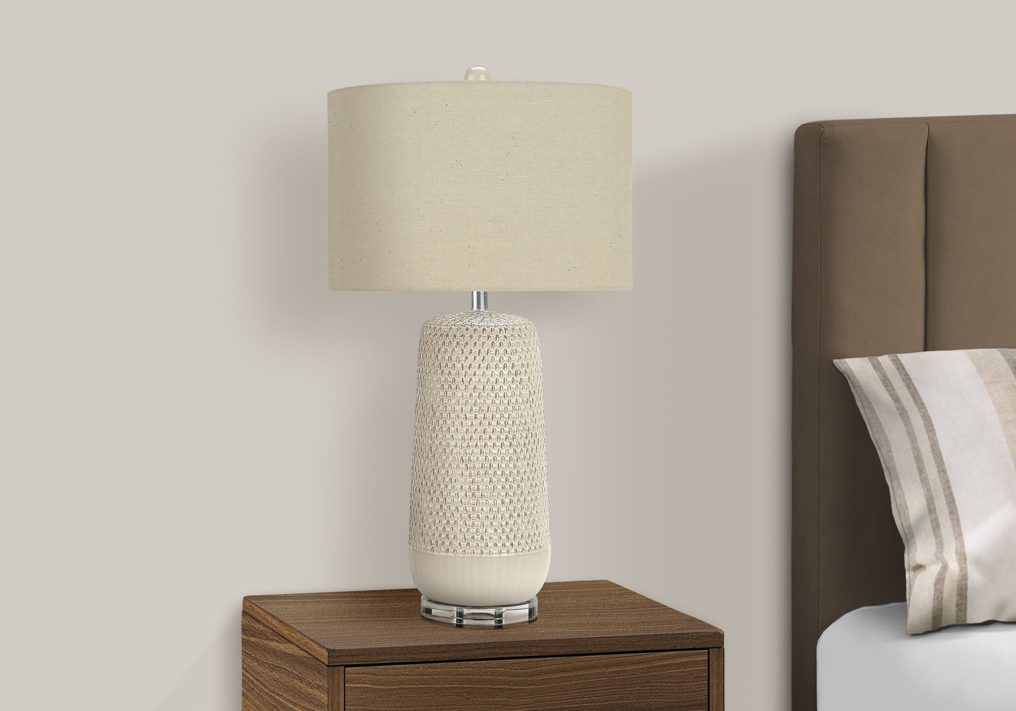31"H Cream Ceramic Table Lamp with Beige Shade-Lighting-DECOROLALA