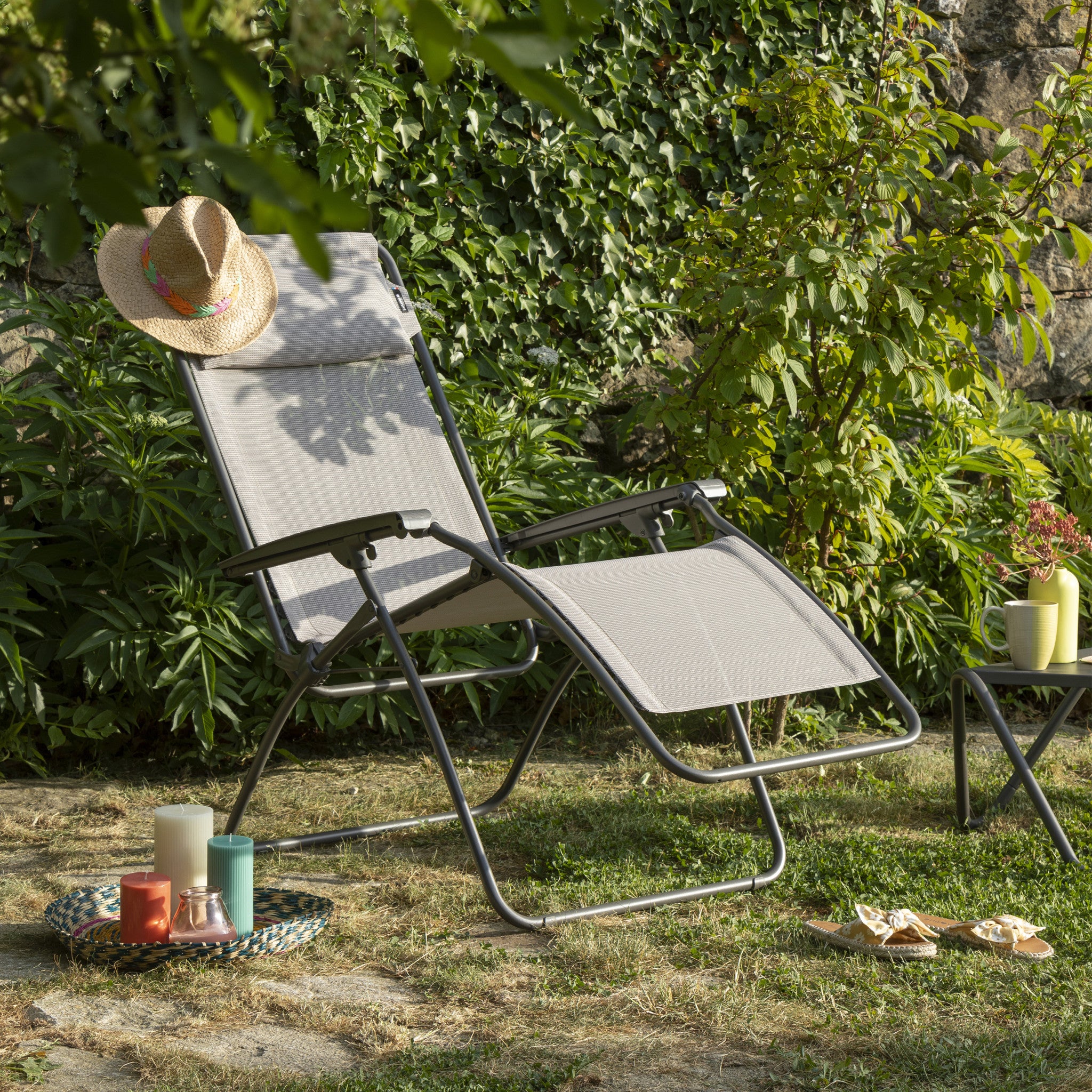 27" Ivory Steel Outdoor Zero Gravity Chair with Ivory Cushion-2