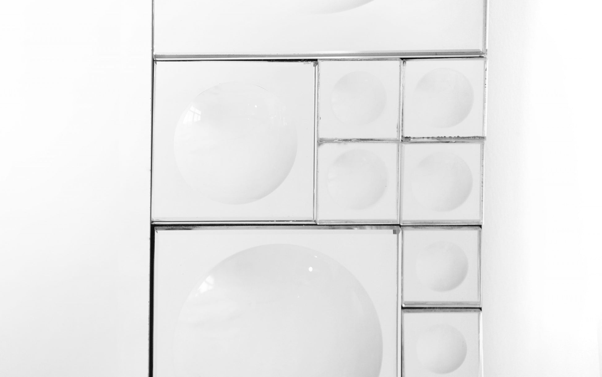 38" Clear Glass Framed Accent Mirror-Mirrors-DECOROLALA