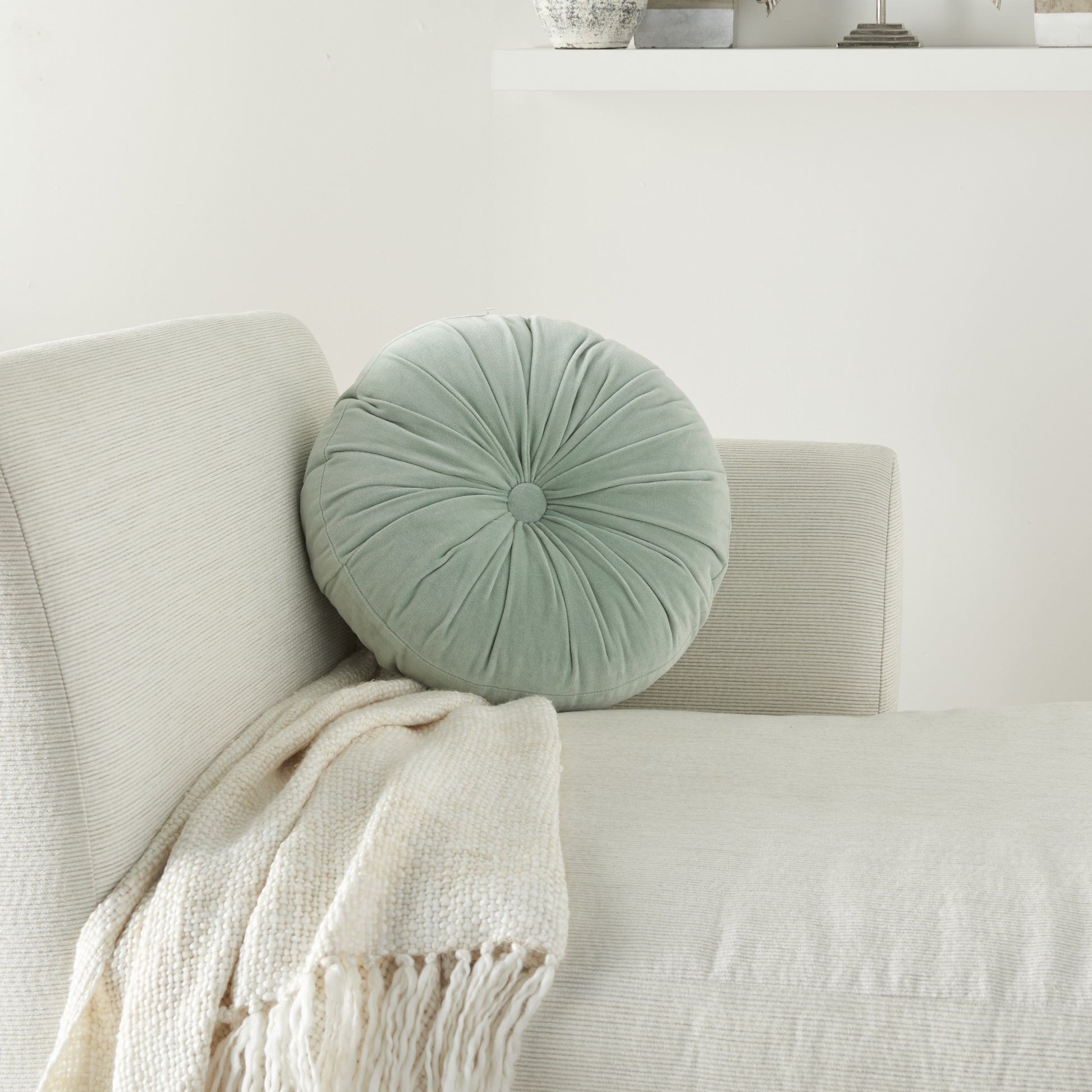 16" X 16" Mint Green Round Velvet-6