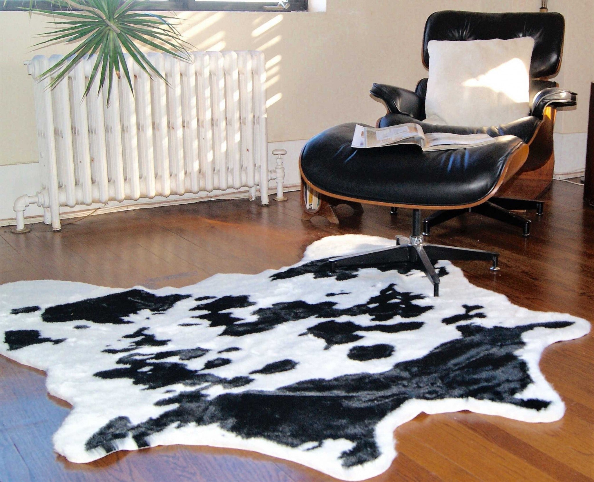 4' X 5' Brown And White Faux Fur Animal Print Washable Area Rug-Area Rugs-DECOROLALA