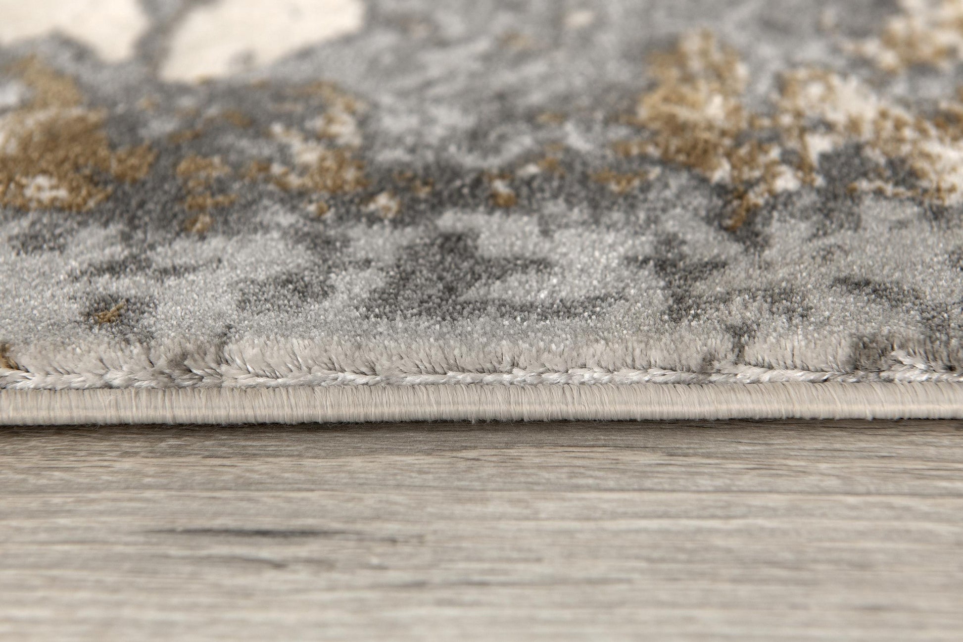 4' X 6' Beige And Gray Distressed Area Rug-Area Rugs-DECOROLALA