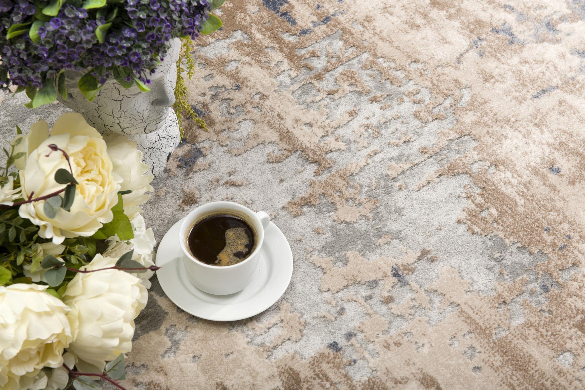 4' X 6' Beige And Ivory Abstract Area Rug-Area Rugs-DECOROLALA