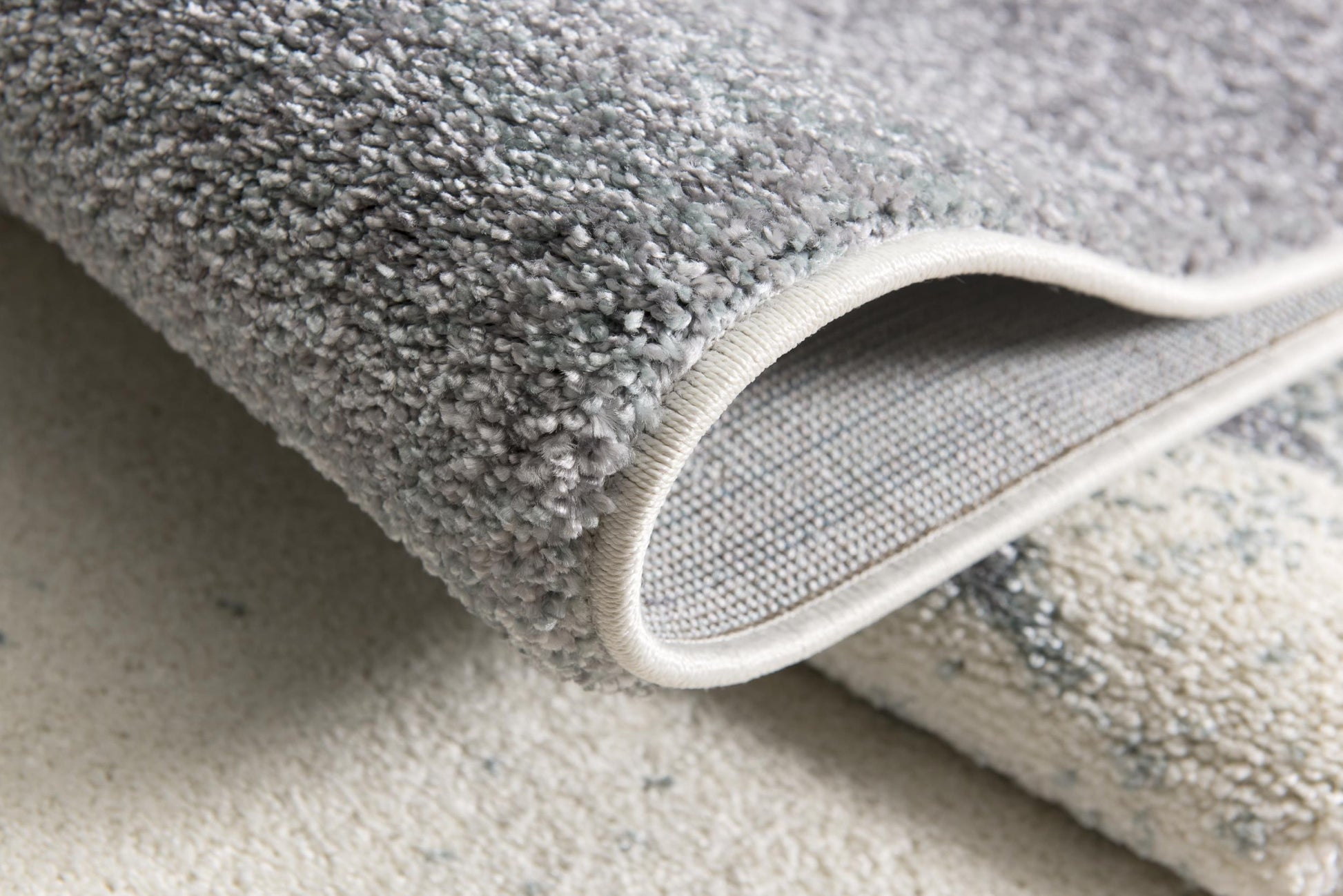 4' X 6' Blue and White Abstract Shag Power Loom Area Rug-Area Rugs-DECOROLALA