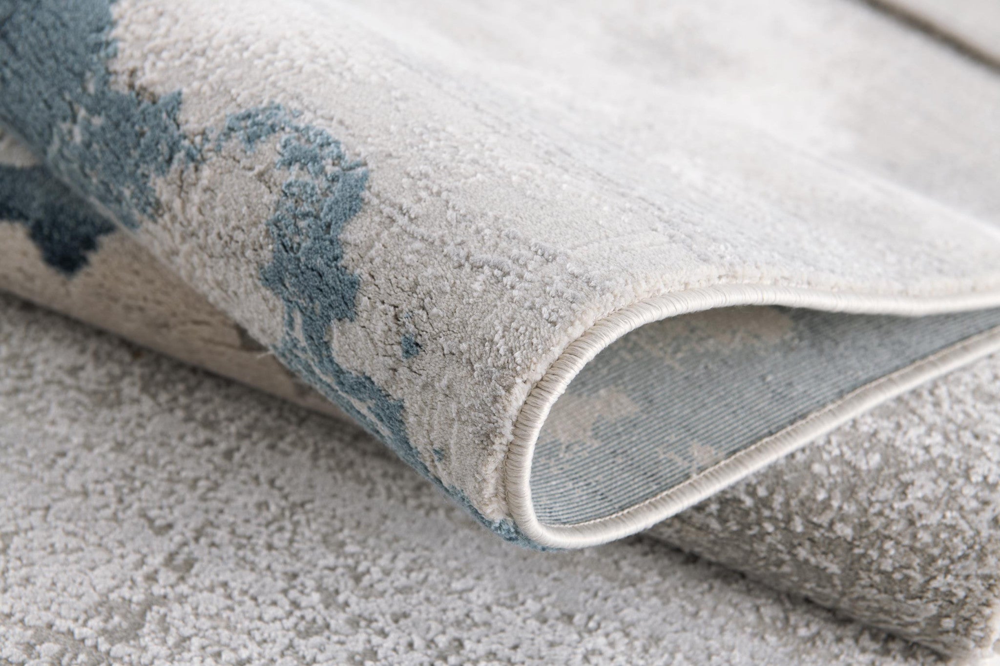 4' X 6' Gray and Blue Abstract Power Loom Area Rug-Area Rugs-DECOROLALA