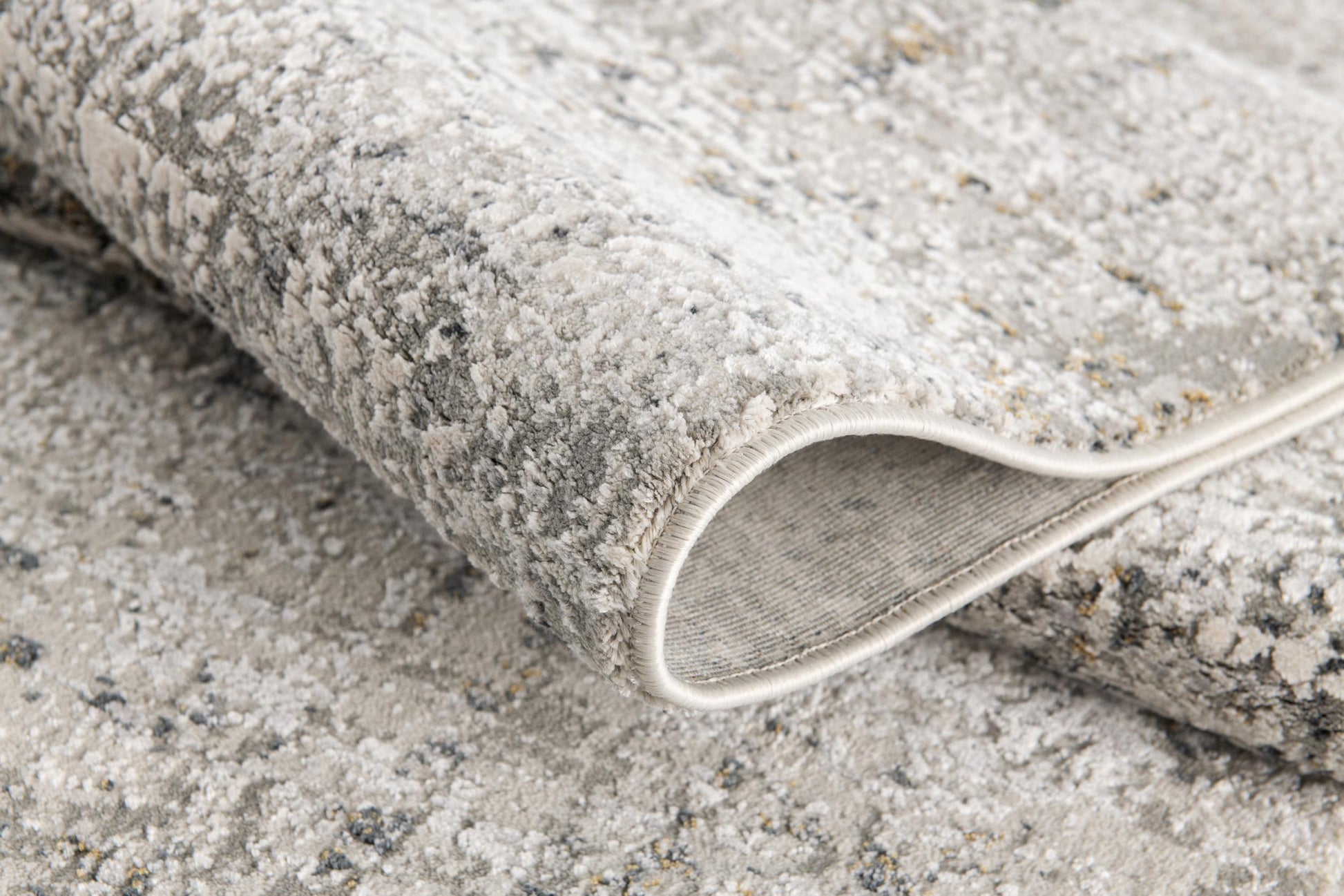 4' X 6' Gray and Ivory Abstract Power Loom Area Rug-Area Rugs-DECOROLALA