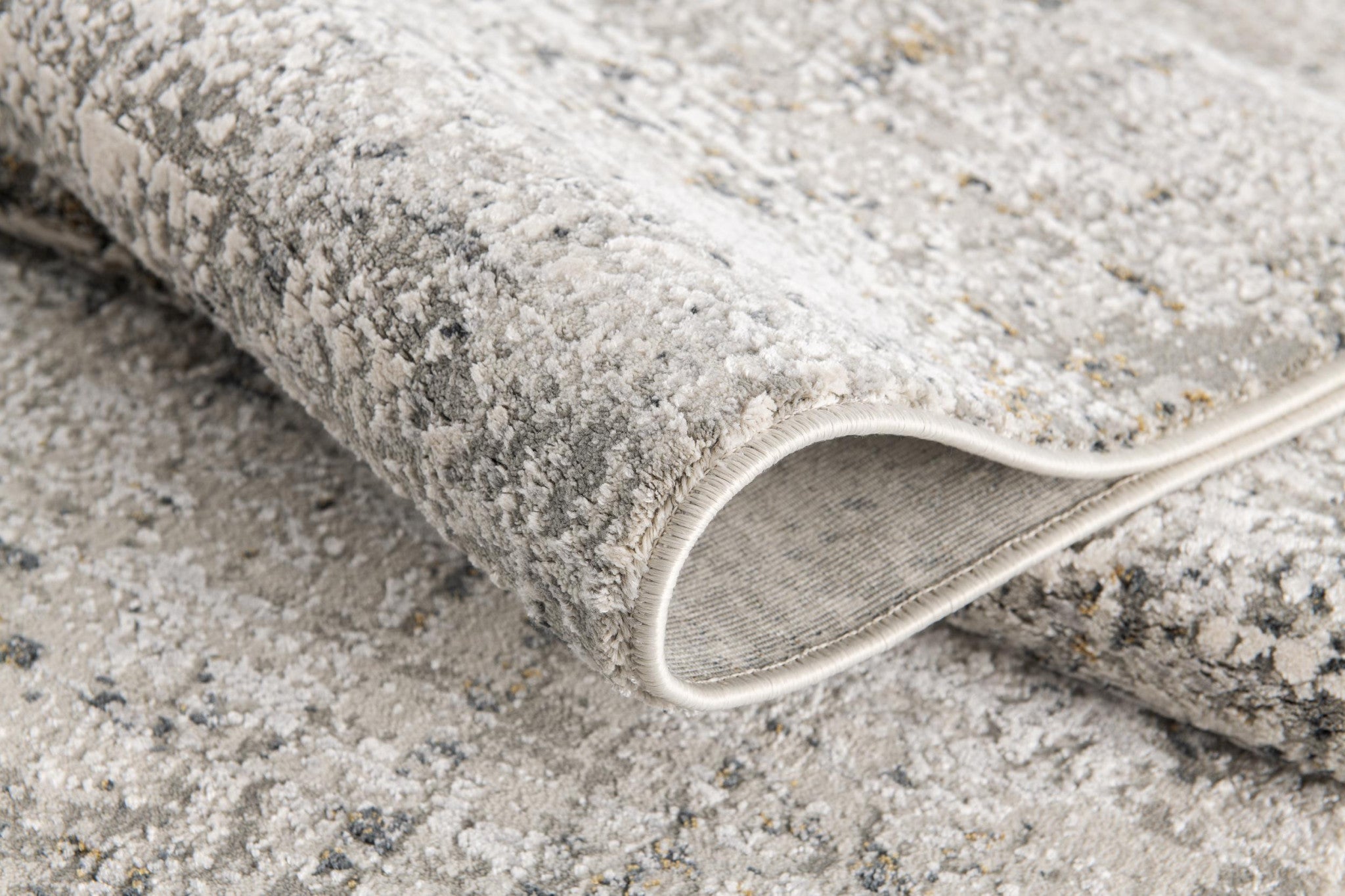 4' X 6' Gray and Ivory Abstract Power Loom Area Rug-Area Rugs-DECOROLALA