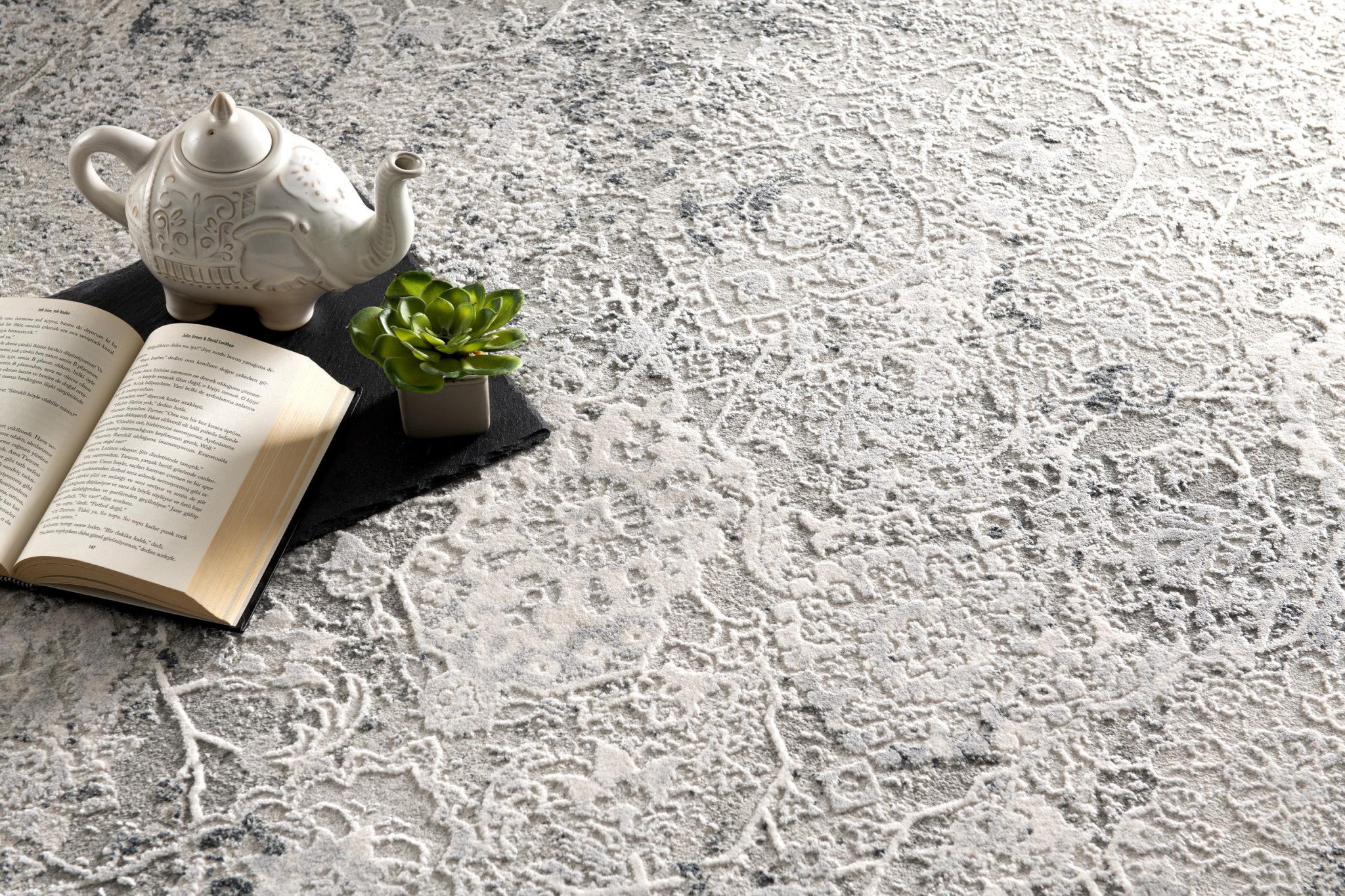 4' X 6' Gray and Ivory Abstract Power Loom Area Rug-Area Rugs-DECOROLALA