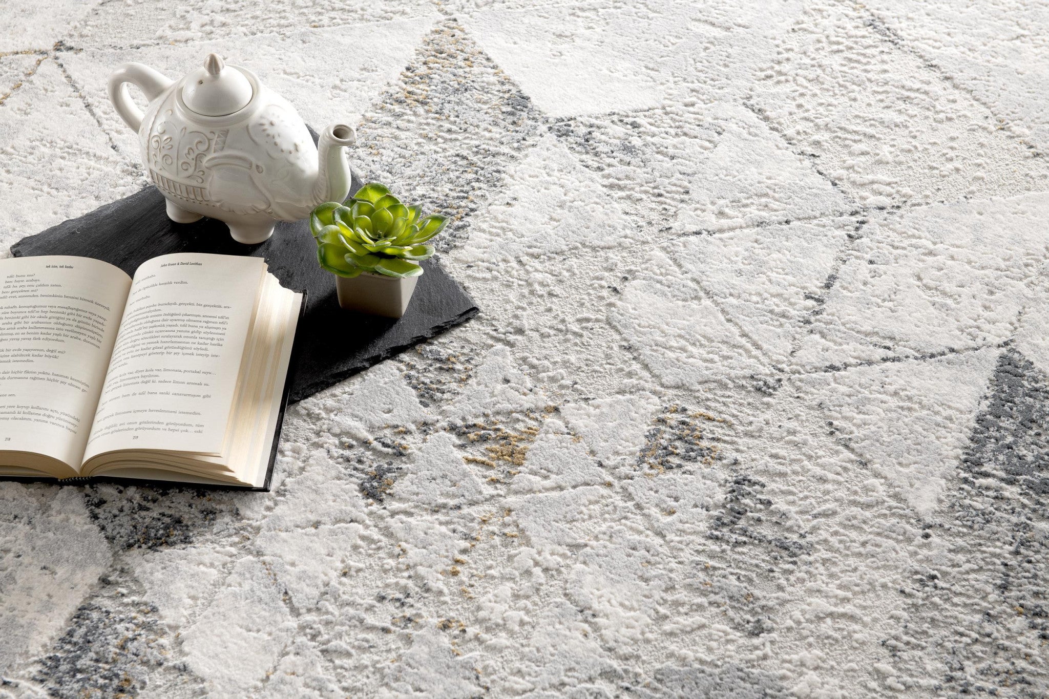 4' X 6' Gray and Ivory Abstract Power Loom Area Rug-Area Rugs-DECOROLALA