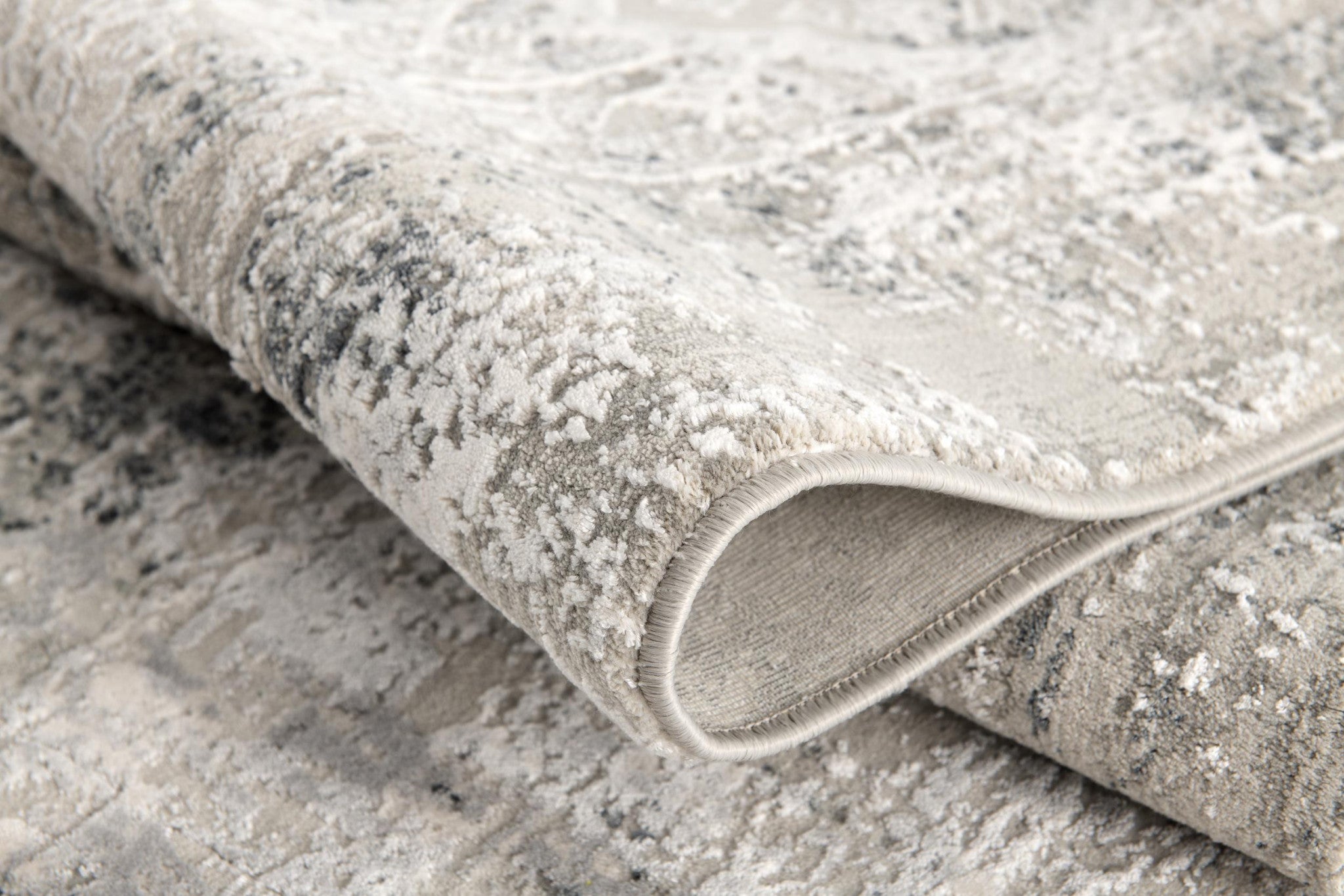 4' X 6' Gray and Ivory Abstract Power Loom Area Rug-Area Rugs-DECOROLALA