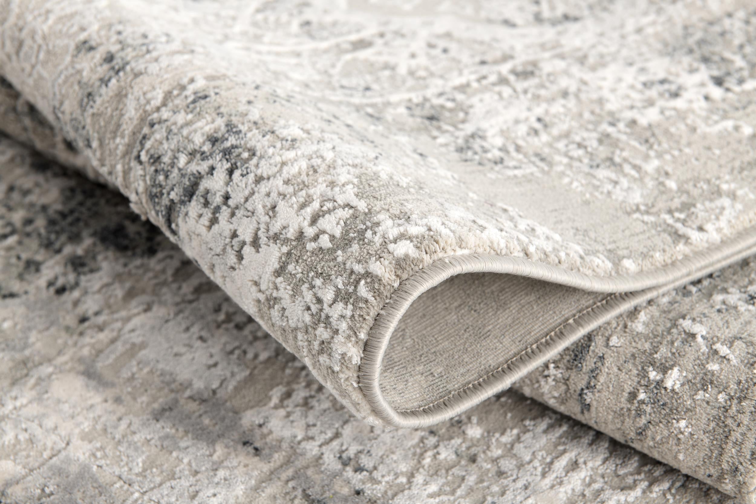 4' X 6' Gray and Ivory Abstract Power Loom Area Rug-Area Rugs-DECOROLALA