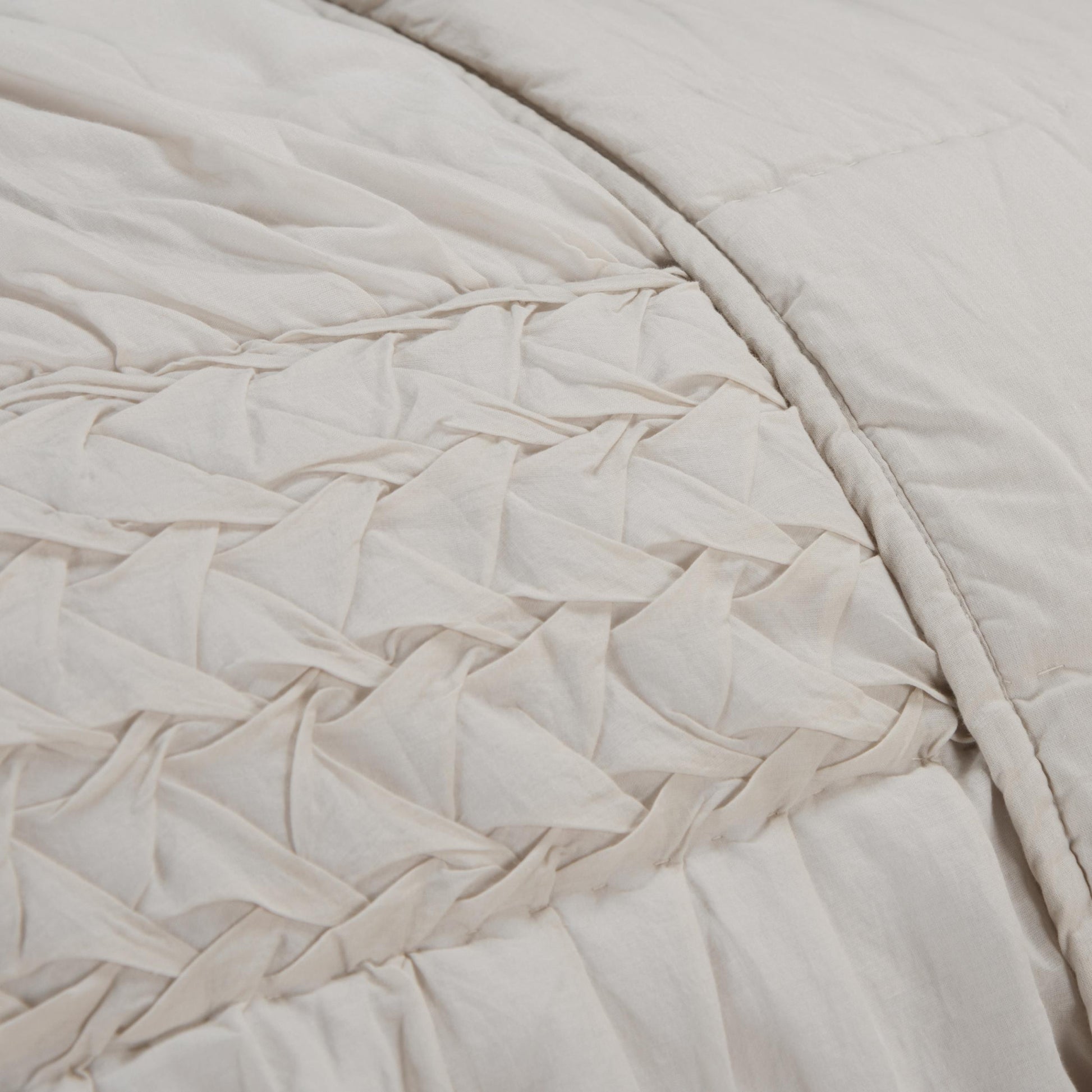 Ivory Geometric King Quilt-Comforters and Quilts-DECOROLALA