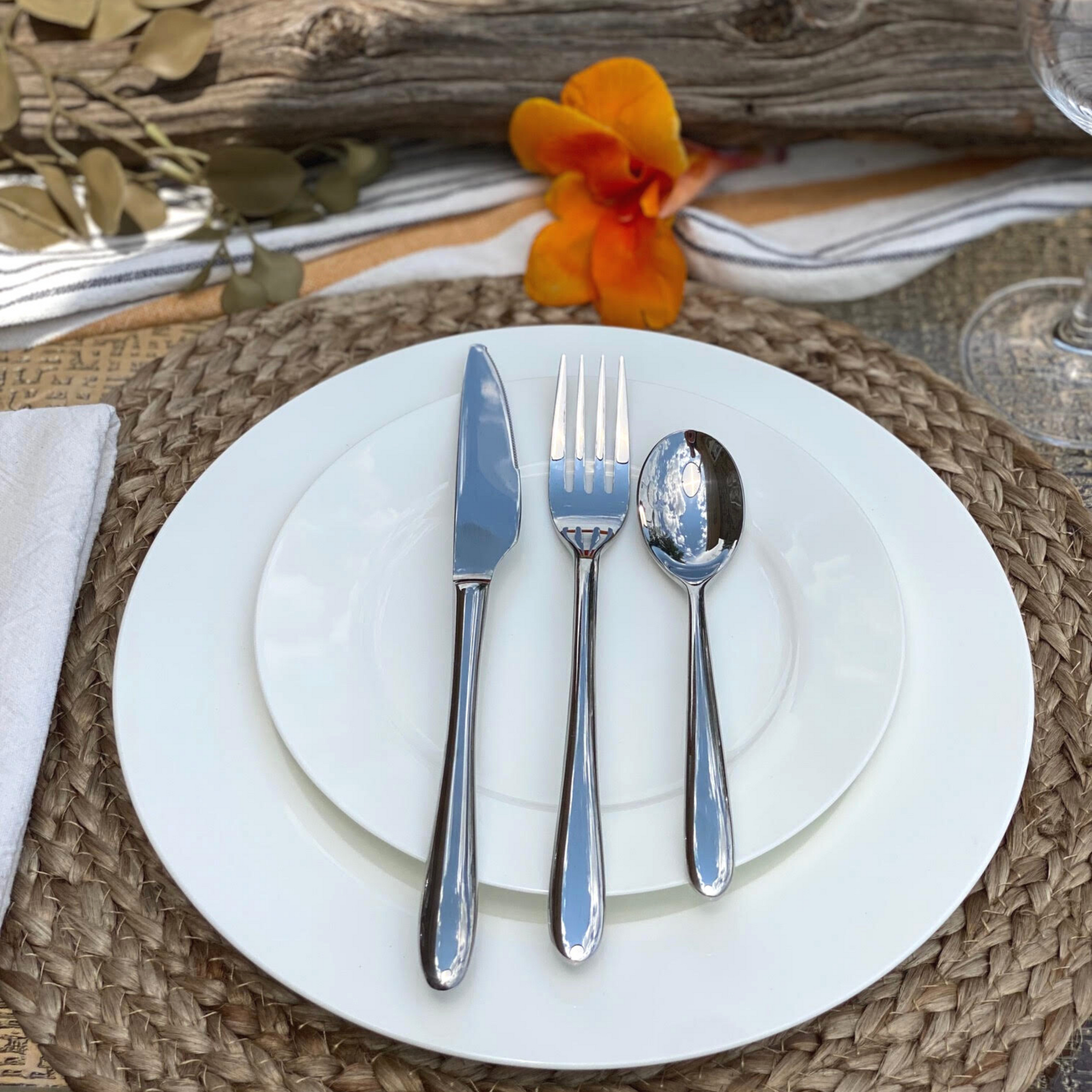 White Sixteen Piece Round Bone China Service For Four Dinnerware Set-7