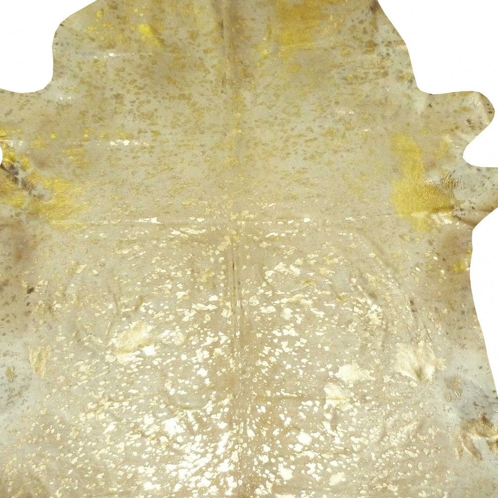 5' X 6' Brown And White Cowhide Handmade Area Rug-Area Rugs-DECOROLALA