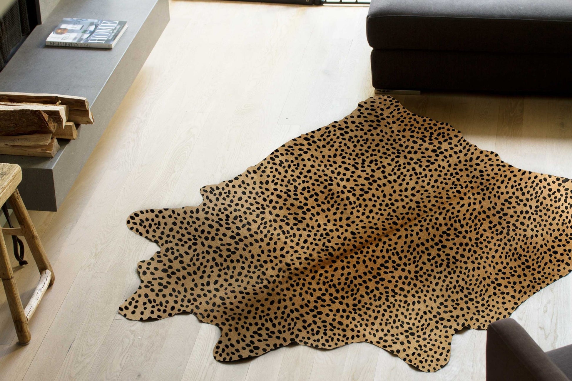 5' X 7' Black And Gold Cowhide Cowhide Print Area Rug-Area Rugs-DECOROLALA