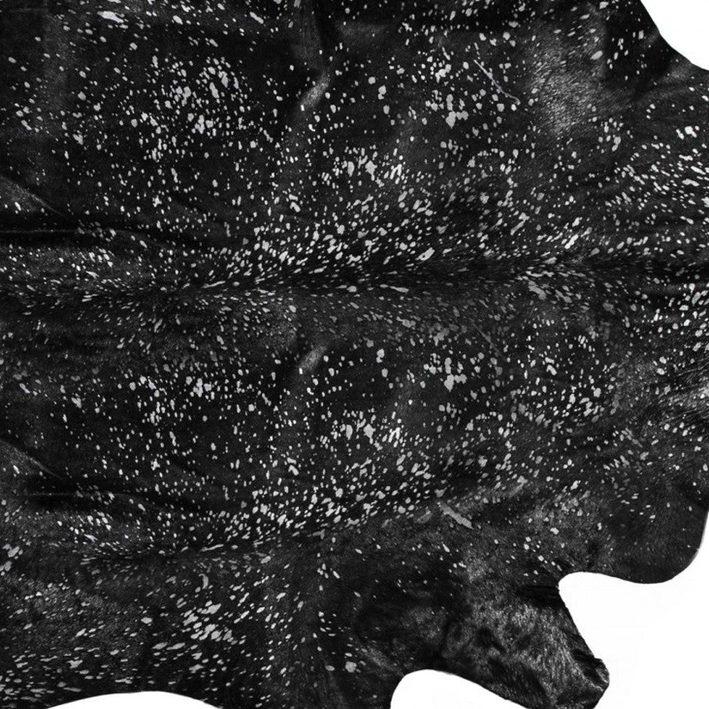 5' X 7' Black And Gold Cowhide Cowhide Print Area Rug-Area Rugs-DECOROLALA