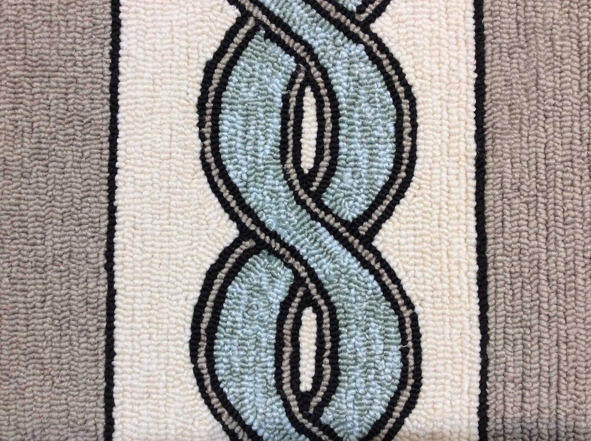 5' X 7' Ivory And Blue Abstract Handmade Indoor Outdoor Area Rug-Outdoor Rugs-DECOROLALA