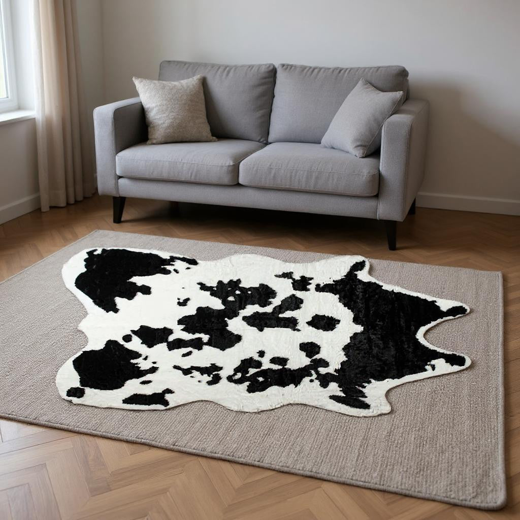 5' X 8' Black And White Cowhide Print Washable Area Rug-Area Rugs-DECOROLALA