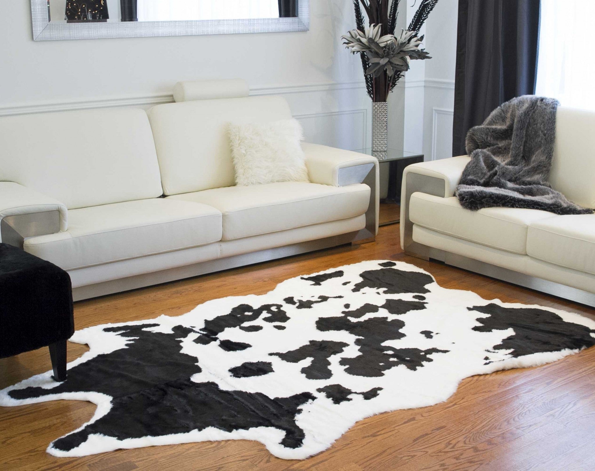 5' X 8' Black And White Cowhide Print Washable Area Rug-Area Rugs-DECOROLALA