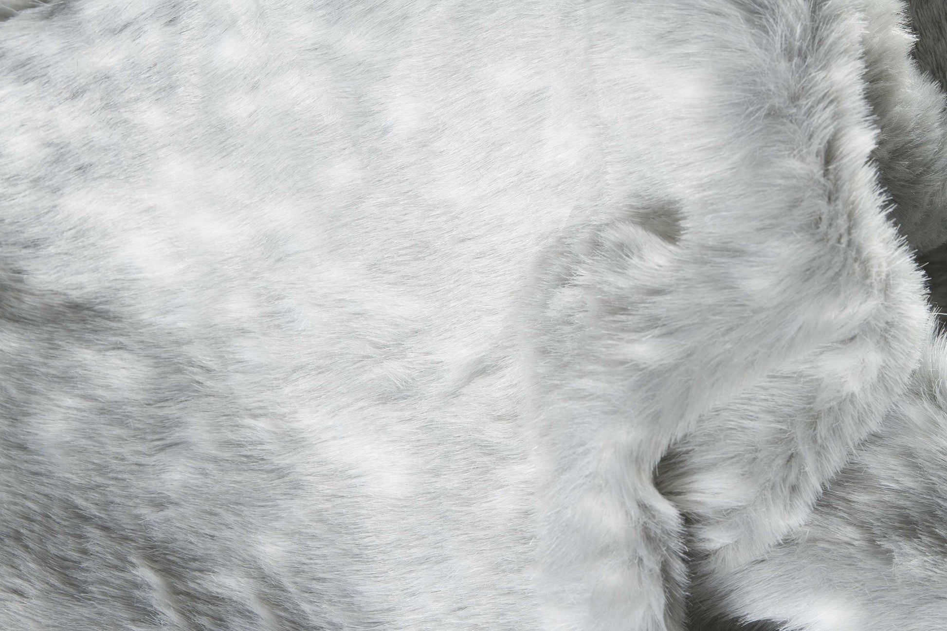 5' X 8' Gray Faux Fur Washable Area Rug-Area Rugs-DECOROLALA