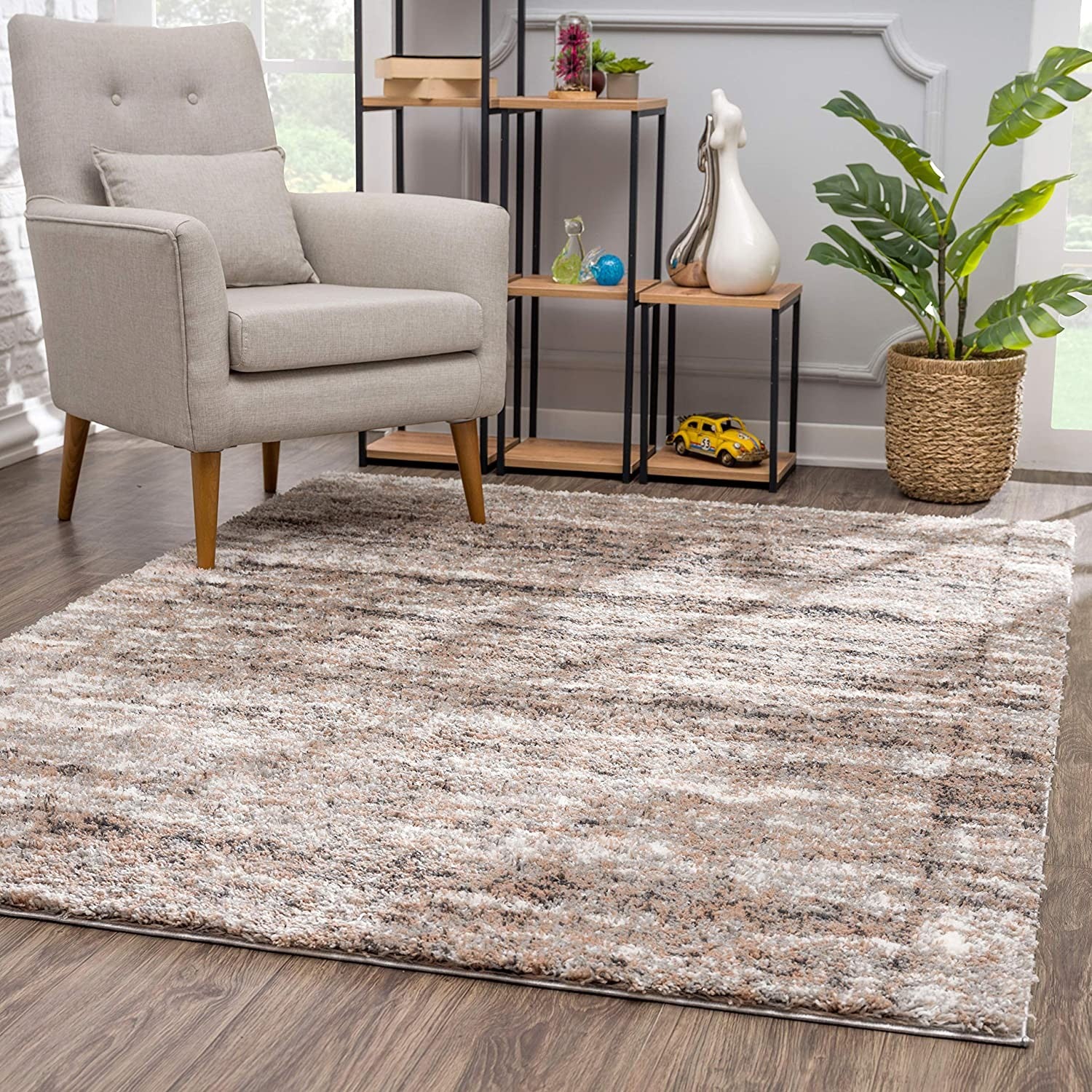 5' X 8' Ivory And Brown Retro Mod Area Rug-Area Rugs-DECOROLALA