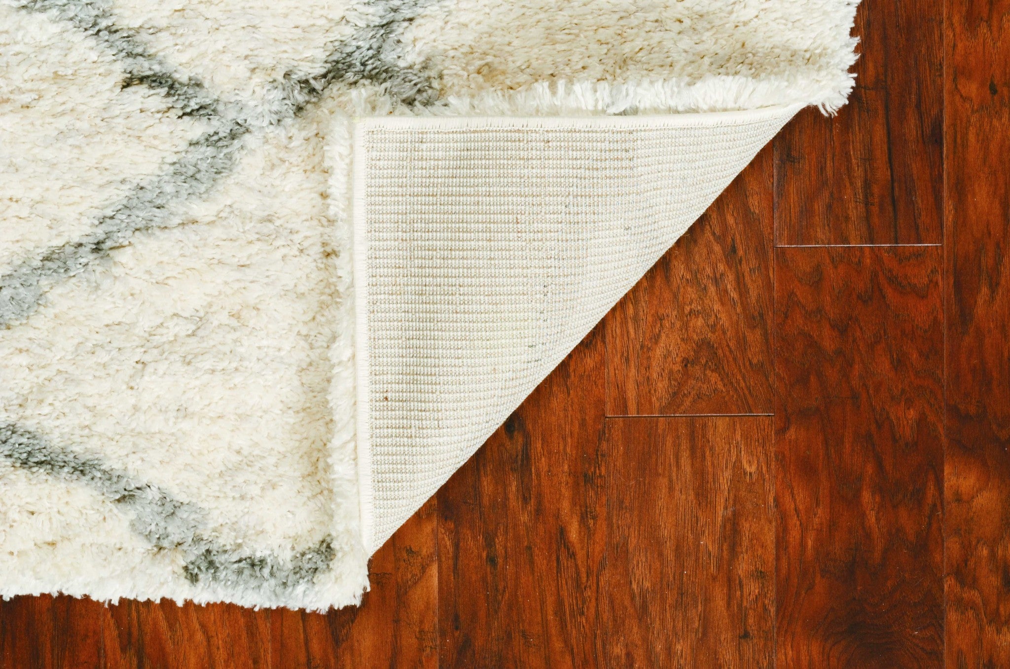 5' X 8' Ivory And Gray Chain Area Rug-Area Rugs-DECOROLALA